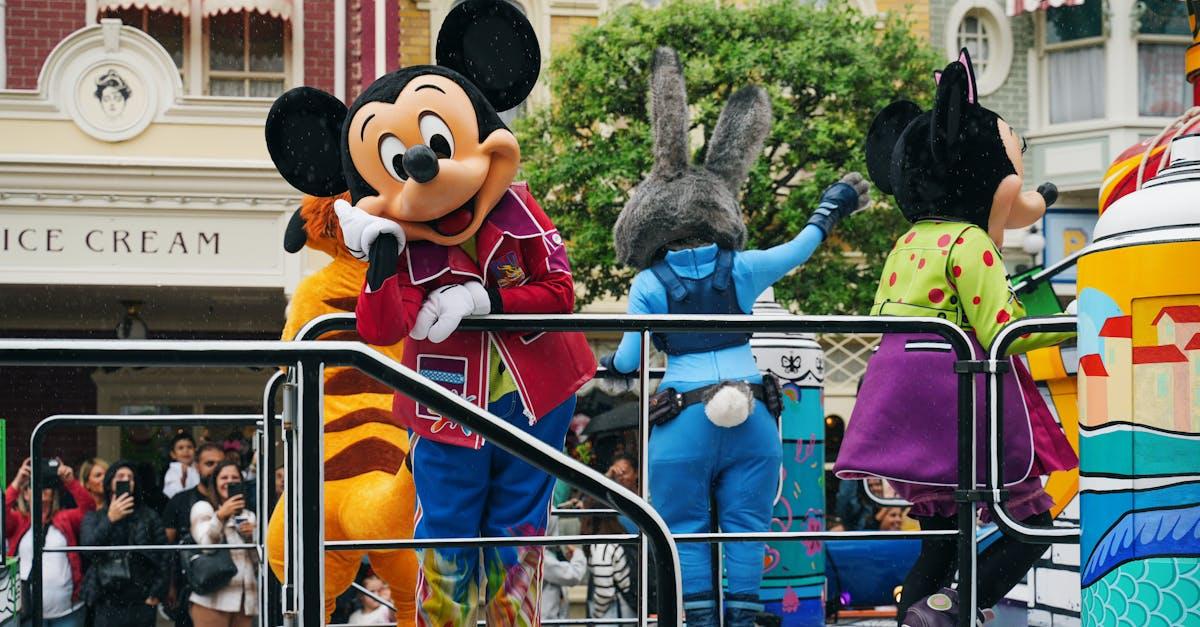 Read more about the article Disneyland Paris med børn: Praktiske tips til en stressfri tur
